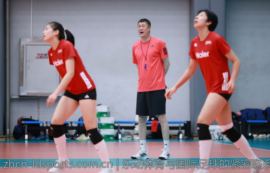 乐动体育与国际足球的紧密联系分析